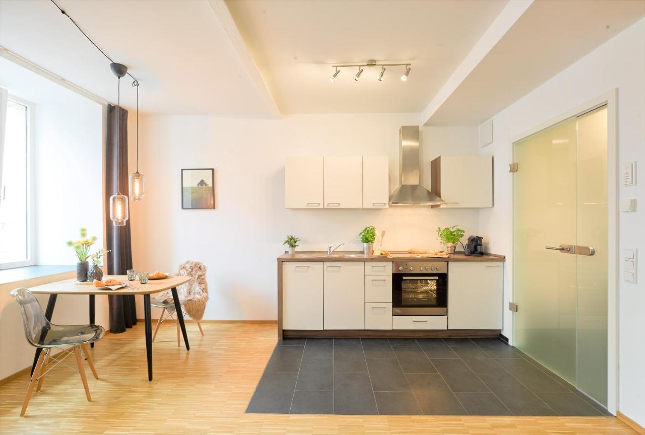 ☆Design Apartment Zentral☆200M Vom Marktplatz☆Ruhige Altstadtlage☆ Reutlingen Luaran gambar