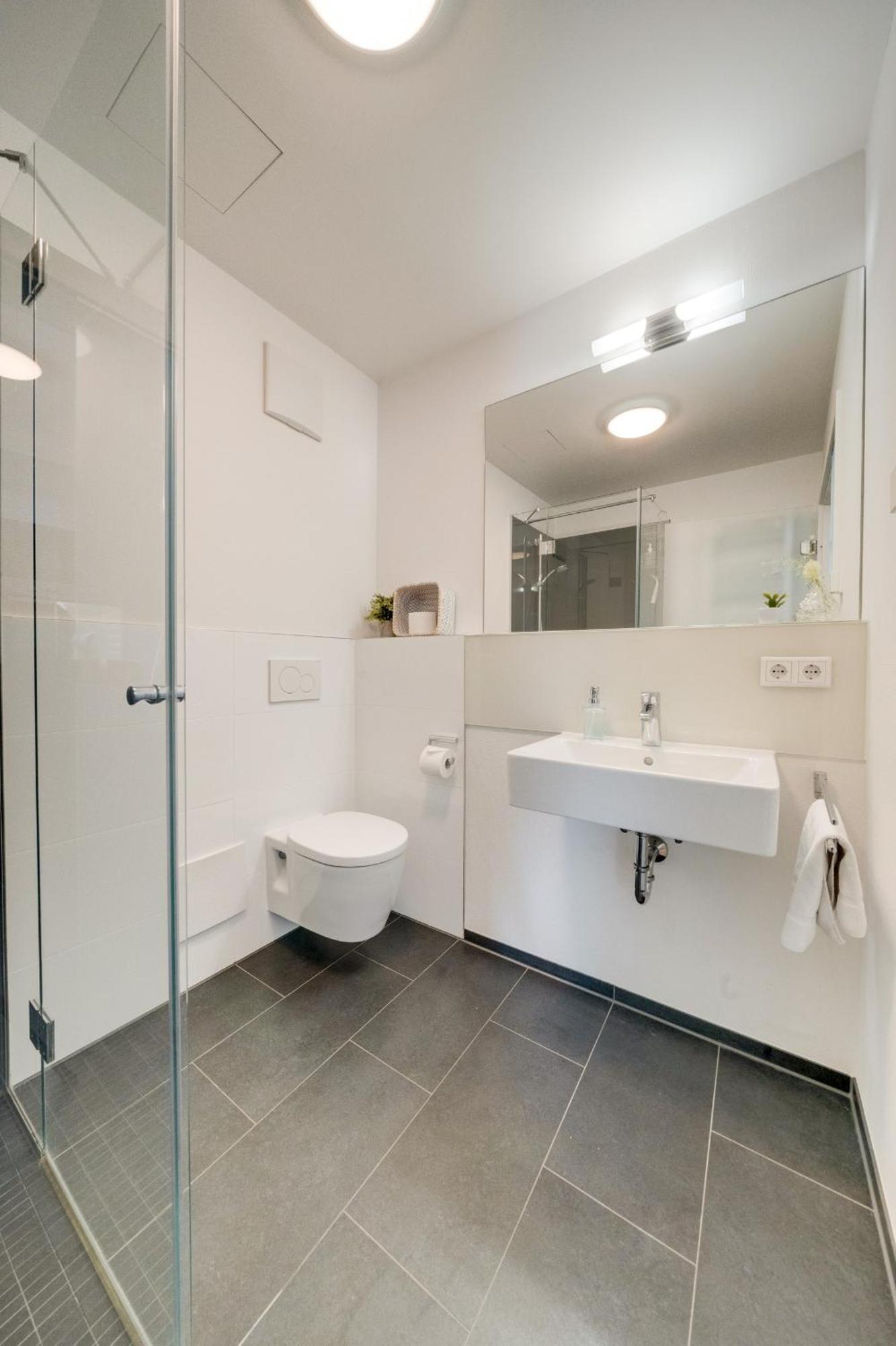 ☆Design Apartment Zentral☆200M Vom Marktplatz☆Ruhige Altstadtlage☆ Reutlingen Luaran gambar